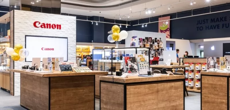Canon全台第六間形象概念店正式開幕：進駐台北中山商圈吸引文青族群，精緻舒適空間滿足一站式購物！